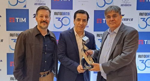 Nova Nissan Frontier conquista o prêmio AutoData 2022